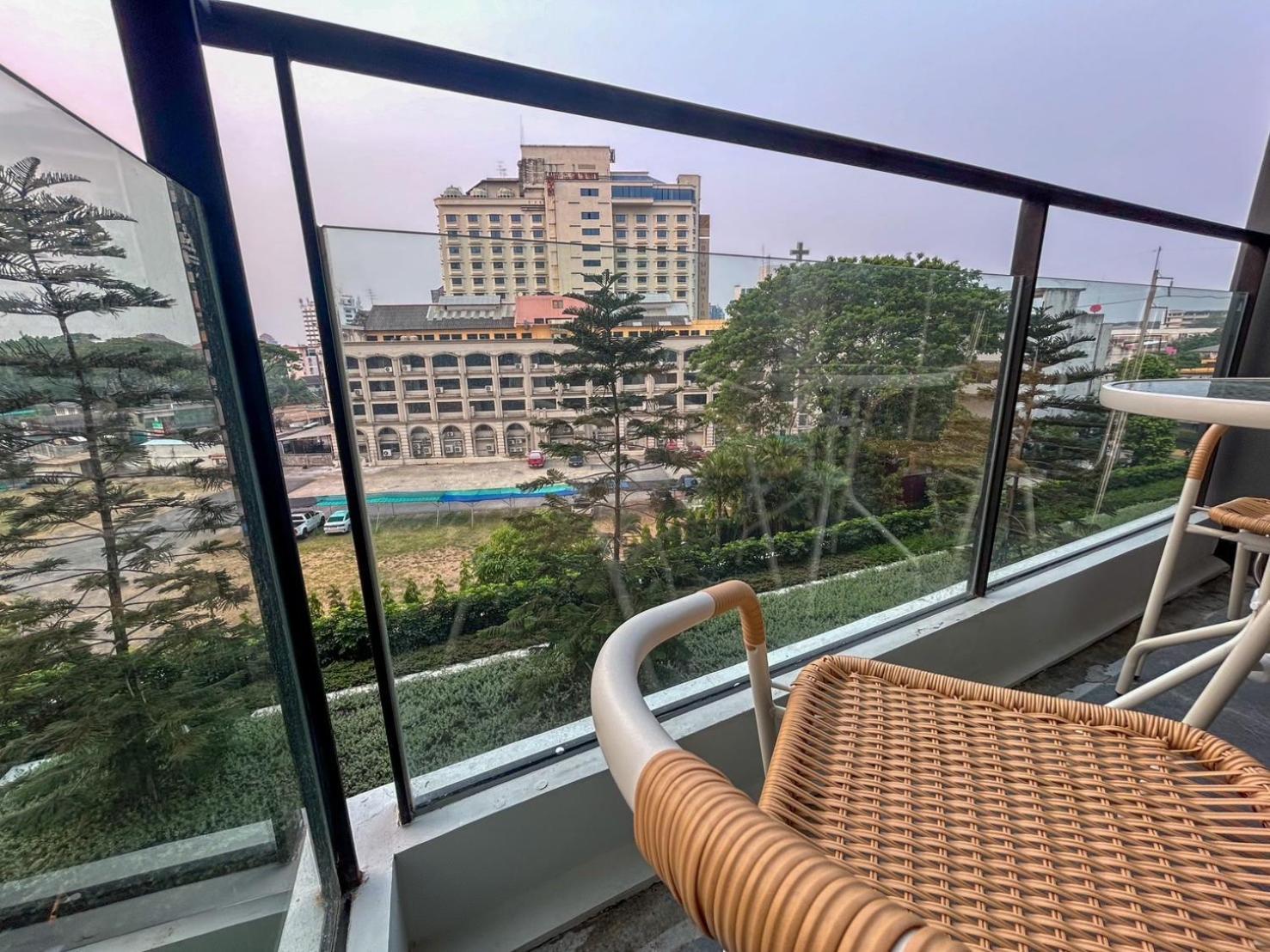Luxury Condo Astra Sky River Condo Chiang Mai Buitenkant foto